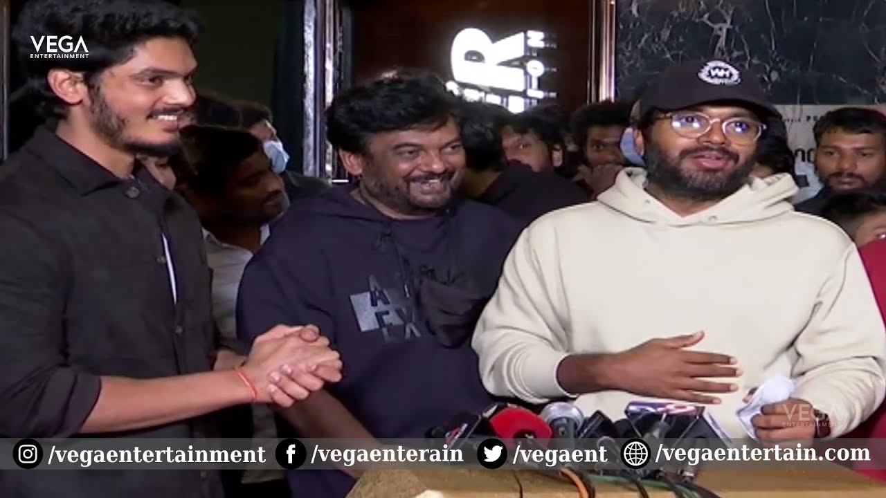 Director Anil Ravipudi Reaction after watching Romantic Premiere Show | Akash Puri | Ketika Sharma