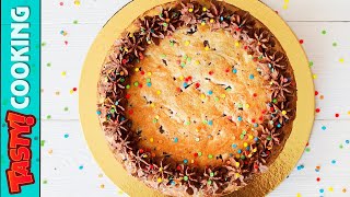 Giant Butter Cookie 🍪 Chocolate Chunk Cookie Cake Recipe 🍪 Tasty Cooking by Tasty Cooking Recipes 656 views 2 years ago 3 minutes, 1 second