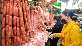 Mixed Cambodian Food Market Scenes @Russian Market & Boeng Trabek Plaza - Daily Food Scene