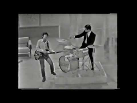 I Giganti  1966 "Una ragazza in due"