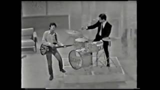 Video thumbnail of "I Giganti  1966 "Una ragazza in due""