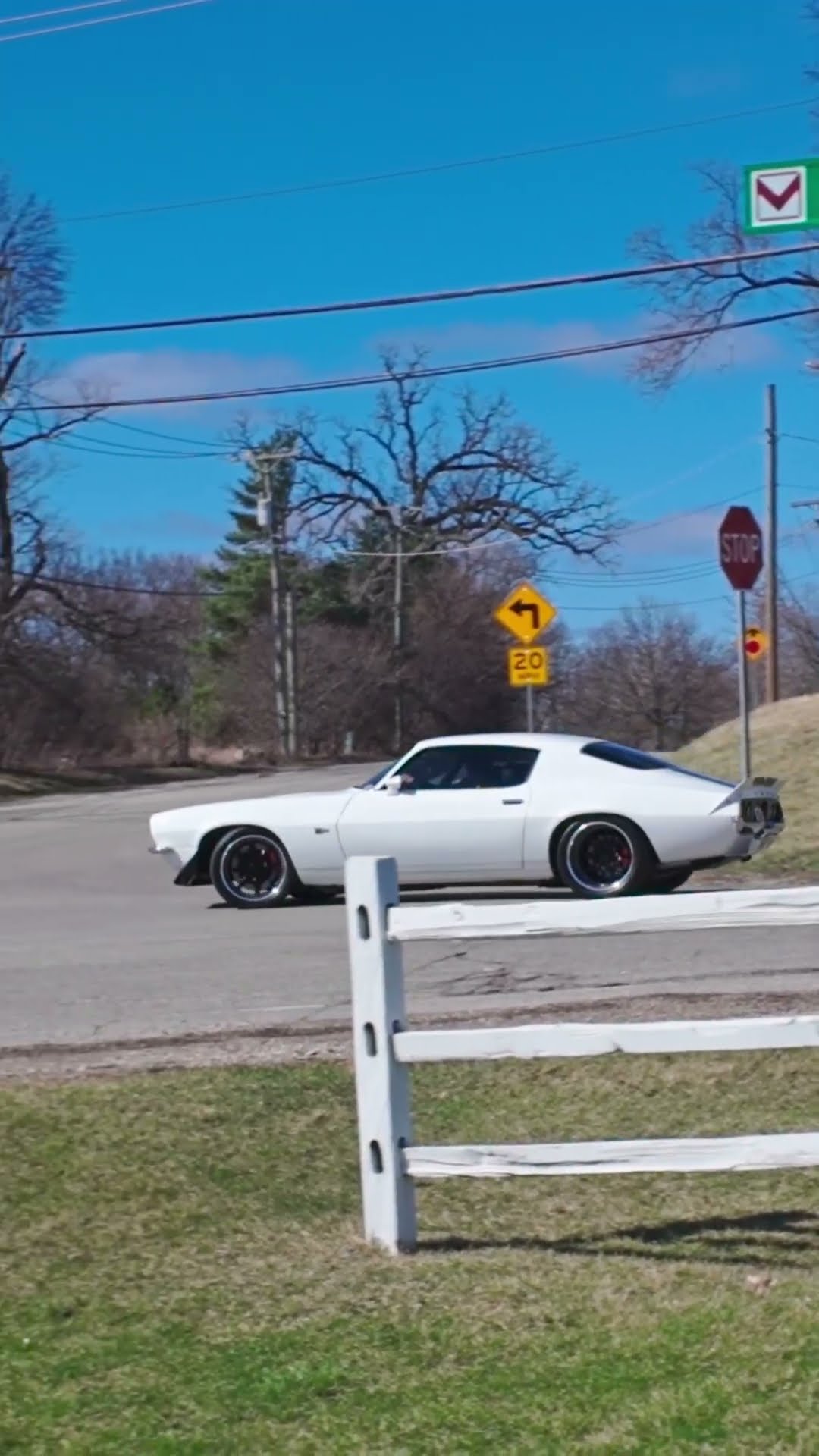 1972 Camaro Z28 RS Pro Touring Buzz By! | Volo Museum V22197 - YouTube