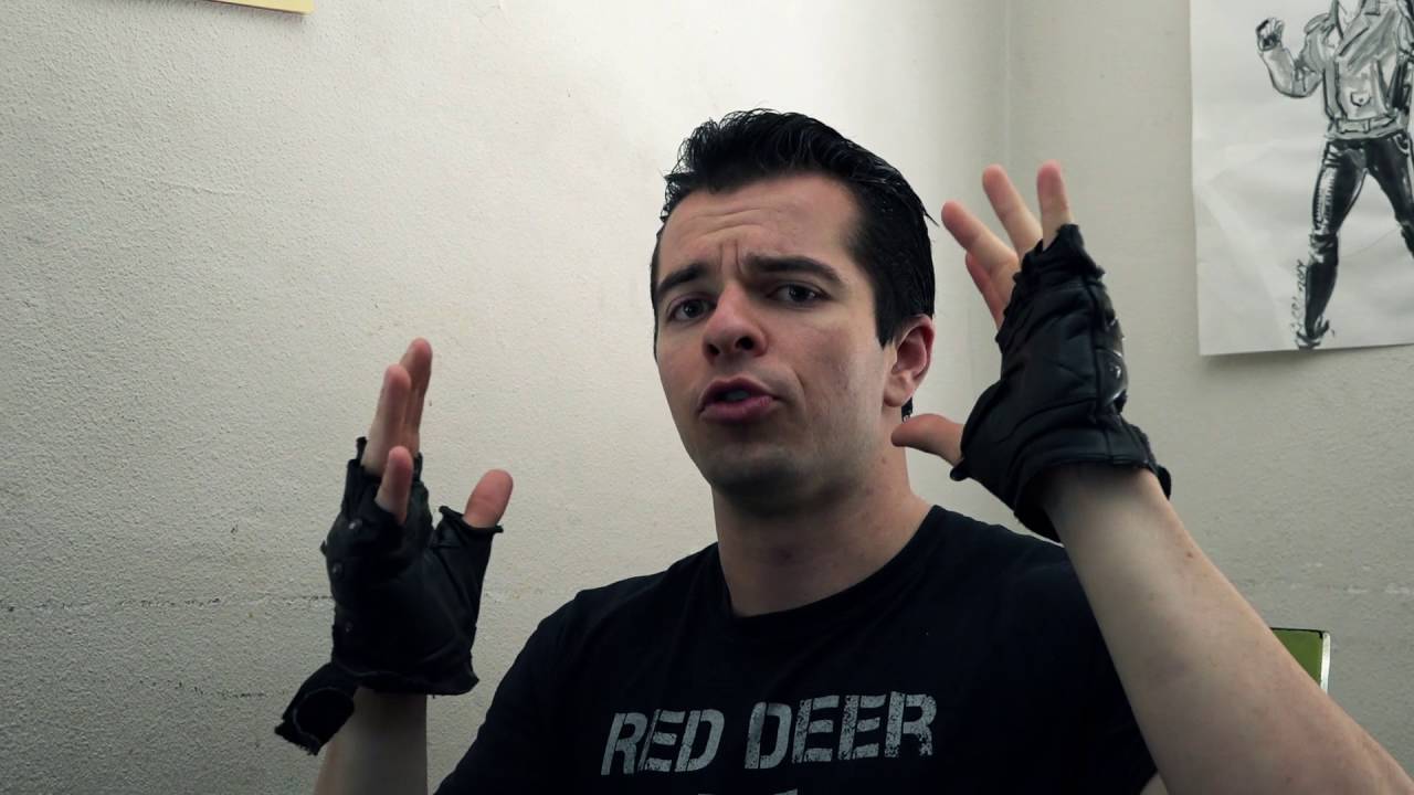 LARISSA VIENNA AND THE STRANGE: MAKE THE PAIN PRETTY REVIEW!!!