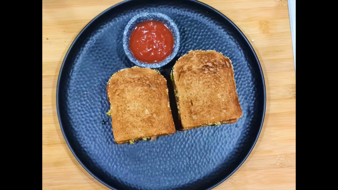 Paneer Bread Toast Recipe - paneer sandwich recipe/easy breakfast recipe/ bread sandwich/multigrain | scroll recipe