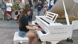 So amazing when Aphrodite Medek is playing Yann Tiersen! by Thomas Krüger – Mr. Pianoman 6,946 views 2 months ago 3 minutes, 53 seconds