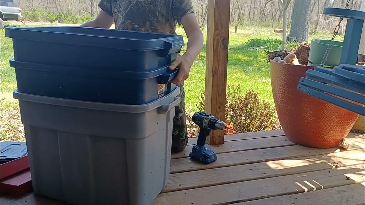 DIY 3 Tote Composting Worm Farm! Getting Started! Vermiculture! Composting  at it's best! 