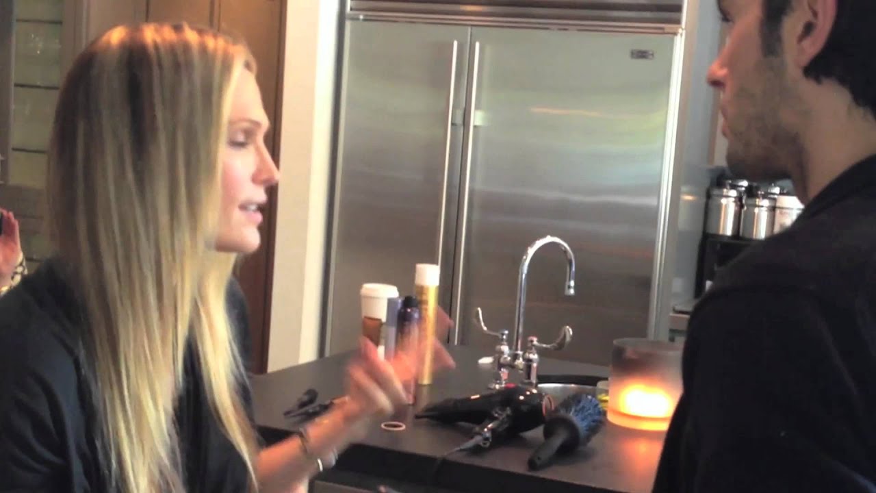 Molly Sims for OpenSky: 18mm Hair Wand by Corioliss