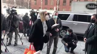 Lady lashes out on Senator Chuck Schumer
