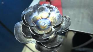 Welding a metal rose in class. by Connor OnTheWeb 523 views 8 years ago 12 minutes, 48 seconds