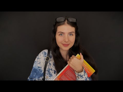 ASMR Roleplay en ESPAÑOL nueva chica en tu uni 🤓 extranjera con acento raro [Soft Spoken]