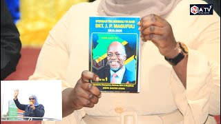 MWANAFUNZI AANDIKA KITABU CHA HAYATI MAGUFULI,  ATOA NENO KWA RAIS SAMIA