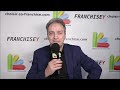 La main tendue au salon franchise expo paris 2024