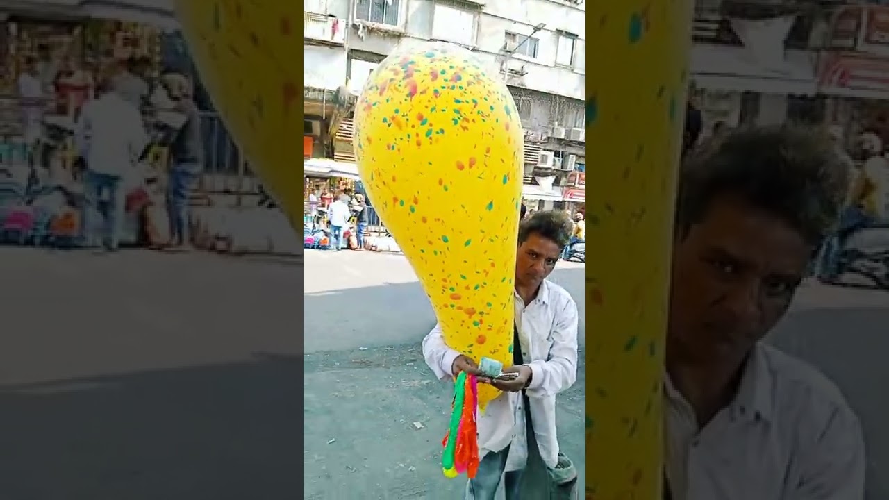 Monster balloon.🎈only ₹.20 in street of crowford market. | Big size balloo. 😱 #shorts #bigballoon