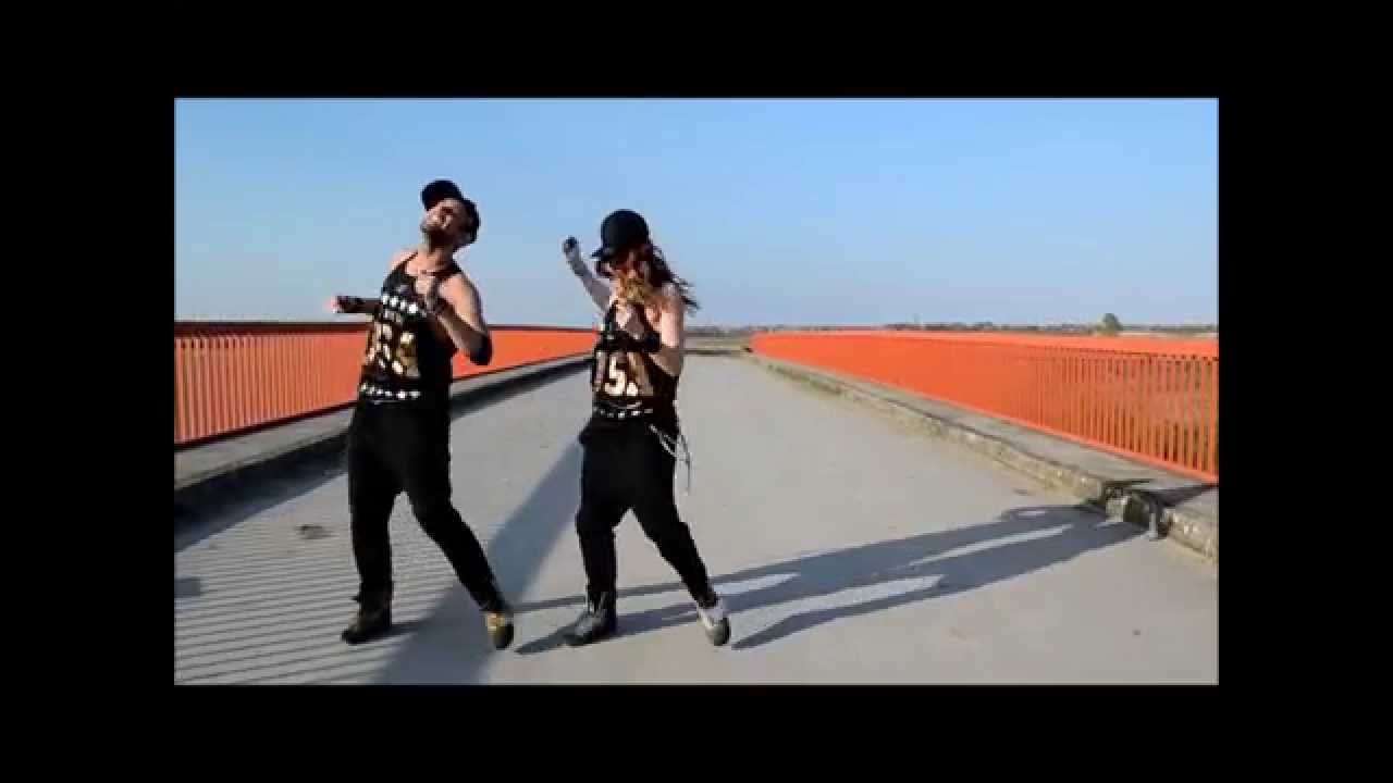 Dance Fitness with Nevena & Goran - Kuduro Booty Shake