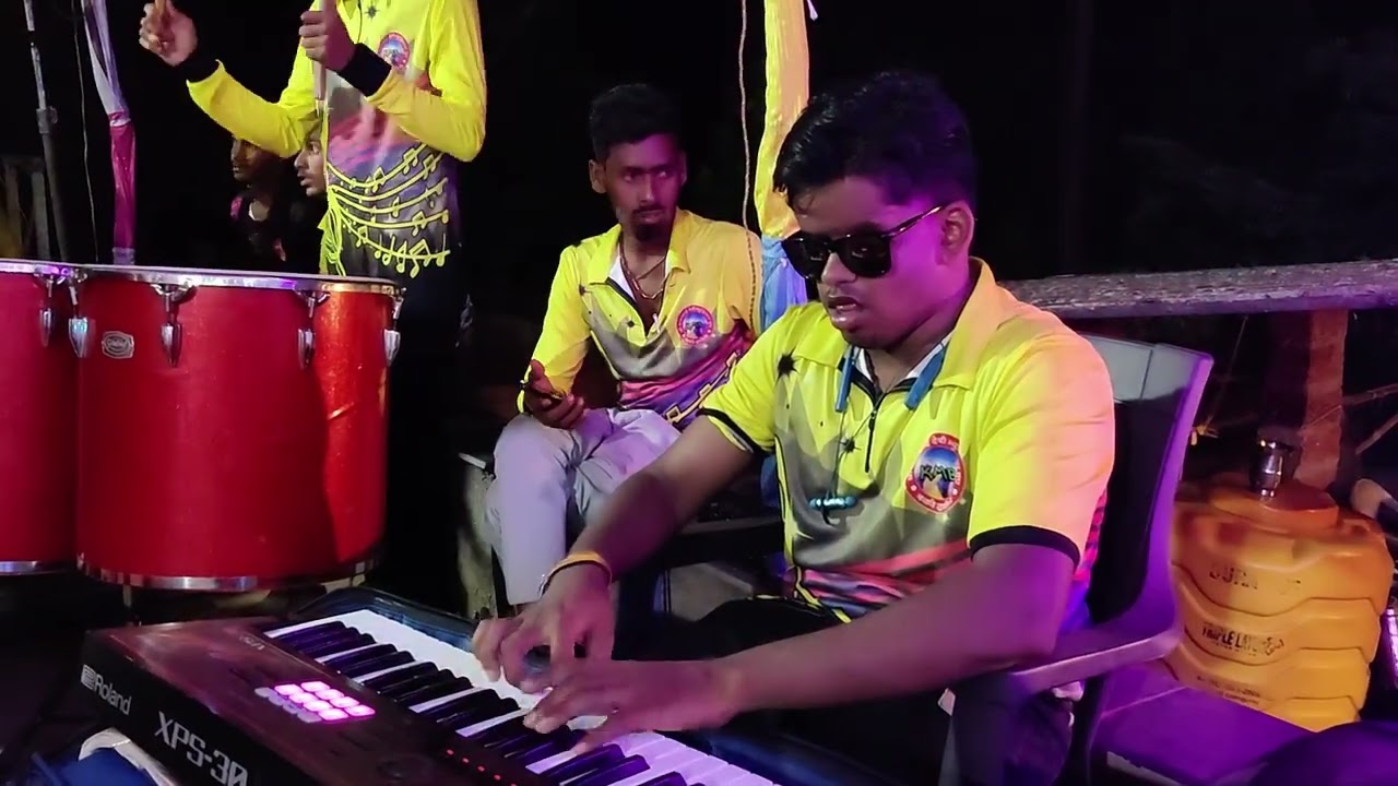 साकुर्डे बौद्ध वाडी हळदी षो काय भीम गीते वाजवली भावाने किबोर्ड प्लेयर साहिल कर्देकर