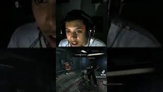 Ne Regardez Pas Ce Quil Se Passe Derrière