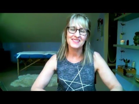 How to Use Sunstone & Moonstone:  Qualities & Benefits. Crystal & Gemstone Basics by Sloane Rhodes