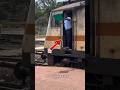 लोको पायलट ने ऐसा क्यों किया? #indianrailways #shorts #train
