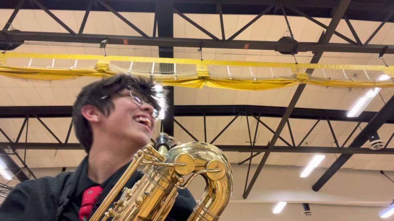 Hs bari plays with some middle schoolers