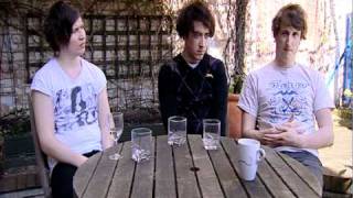 The Wombats meet a wombat...