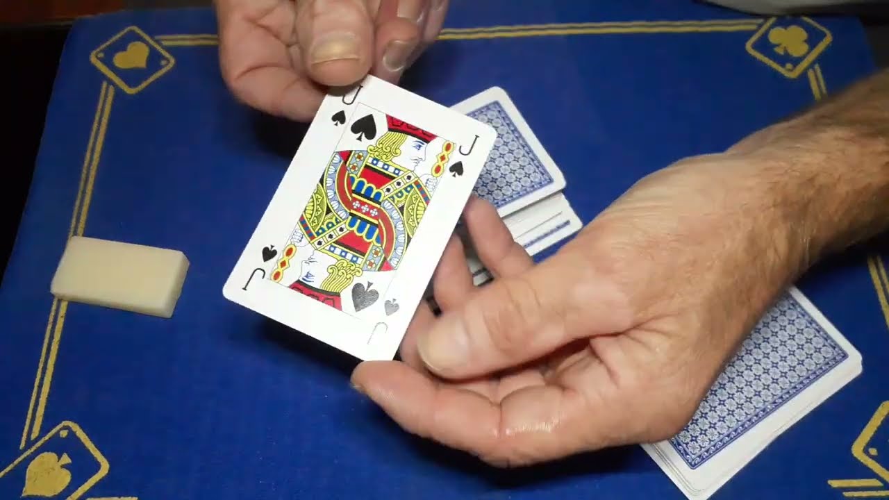 карта ПОВЕРХУ фокус с картами, карточный фокус с палочкой-гаффом