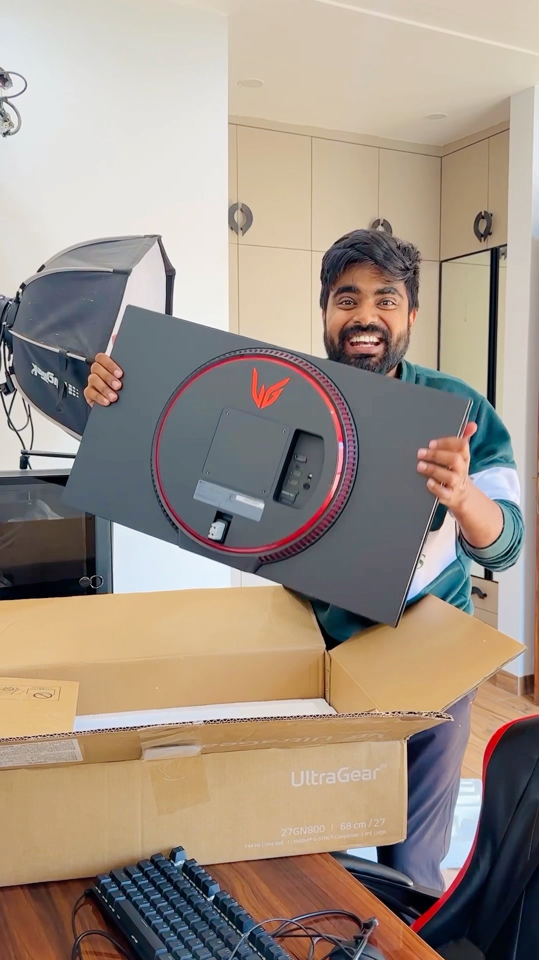 Unboxing New Monitor ? #dushyantkukreja #shorts
