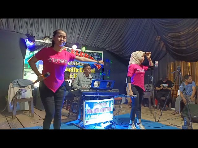 DJ VIRAL PENYANYI VIRAL DUO NANA 🔰 PERFOM DI KONUT 🔰 BIKIN CANDU MUSIKNYA 🔰 class=