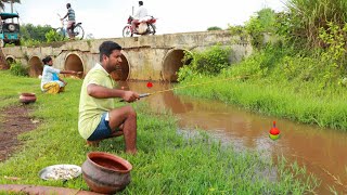 Fishing Video || The Boy Caught Fish In The Massive Water Supply Canal Using His Own Method