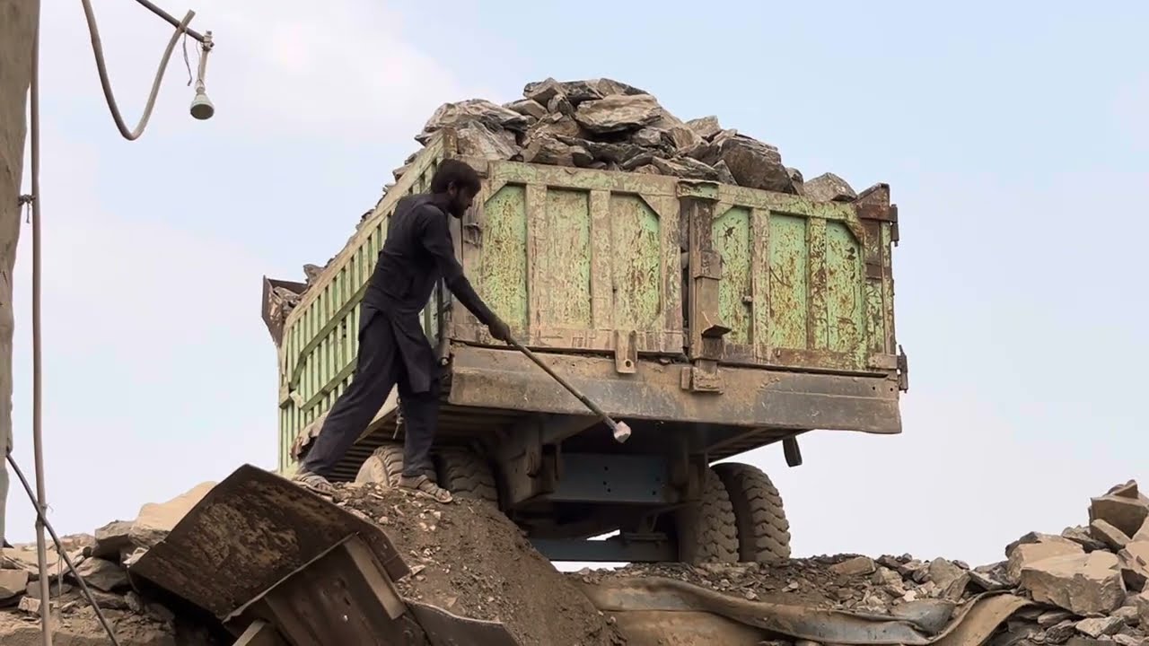 PLAYING with GIANT Rocks!ASMR Rock Quarry CRUSHING Operations-primary Jaw Crusher in Action.