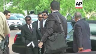 Prince's siblings arrive for probate hearing at Carver County court Net Worth