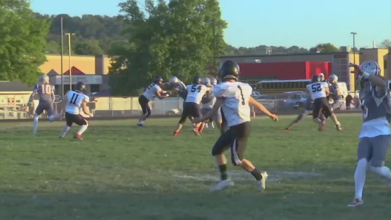 WOWK High School Football 2025: Player of the Week 4