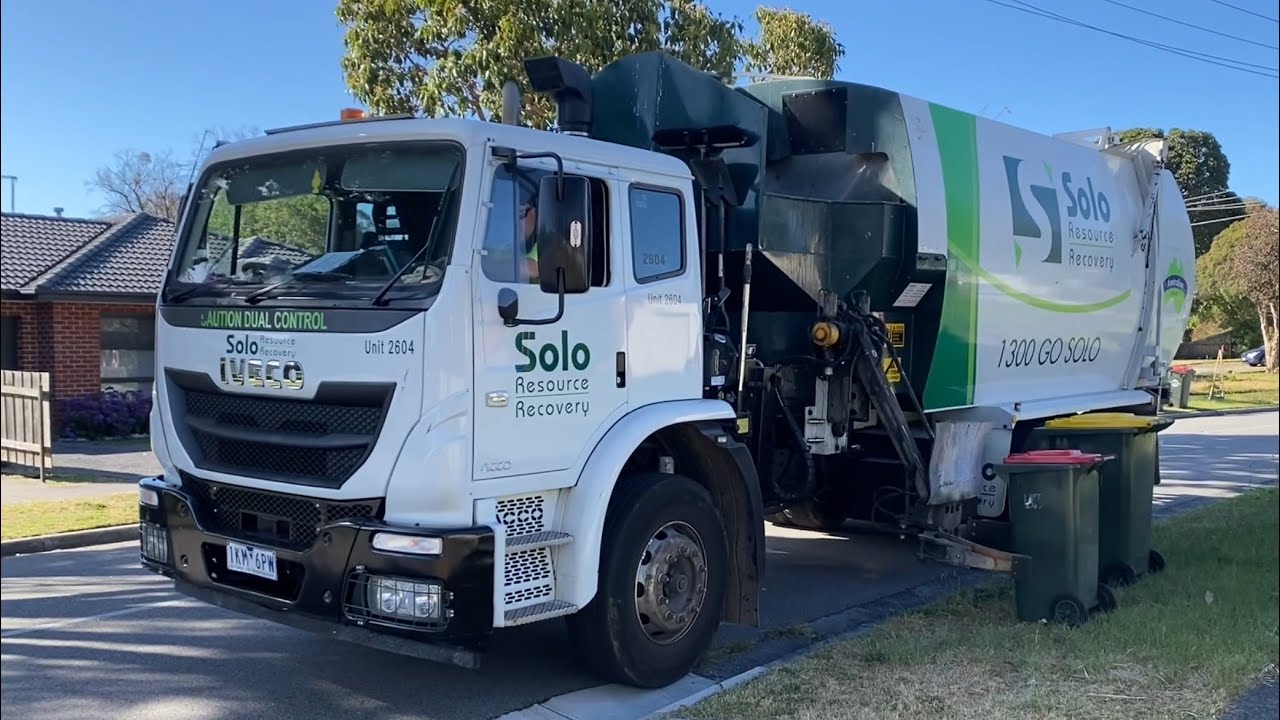 Frankston Garbage #2604 | Ex Manningham 