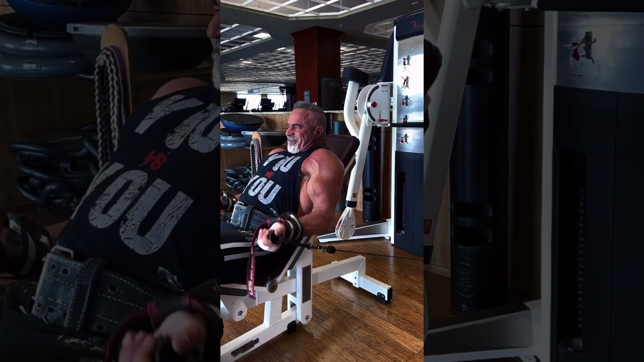 Cable curls on an incline bench are a great addition to any bicep workout #biceps #workout