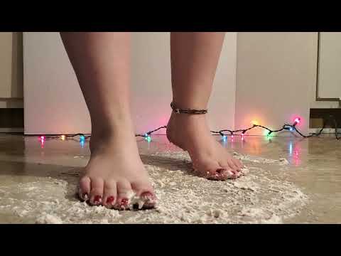 Extra Holiday Crush! Peeps! ASMR! Crushing