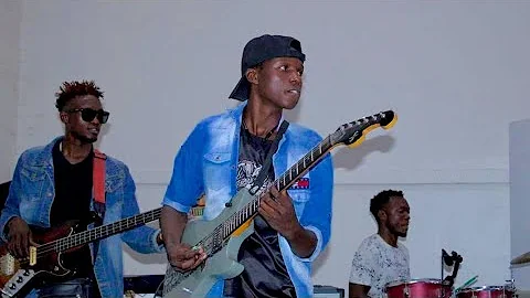 sweet sebene bass lines jbinternational and Elijah solo🎸 zekitemo 🥁