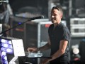 Zane Lowe Interviews Brandon Flowers and Ronnie Vannucci at The Forum