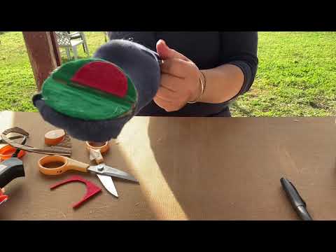 וִידֵאוֹ: איך מכינים בובת כפפות
