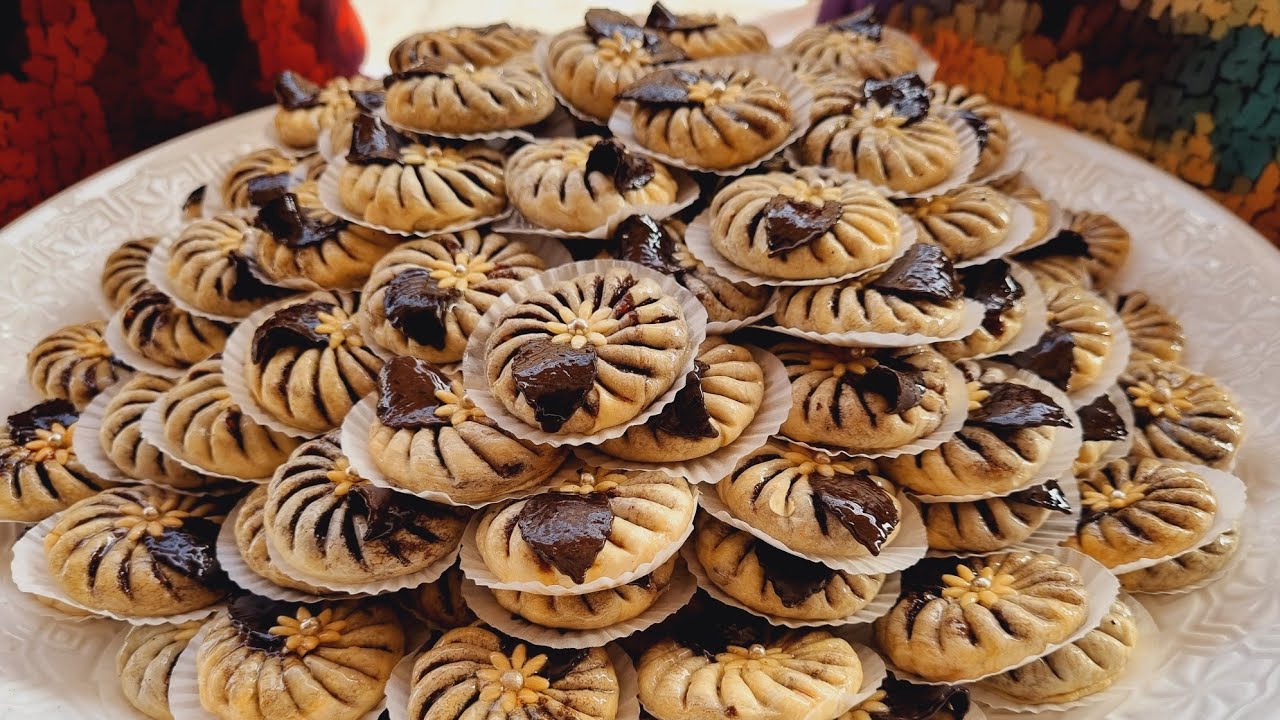 حلوة التمر بعقدة مميزة  وطريقة سهلة وسريعة🇲🇦🇲🇦