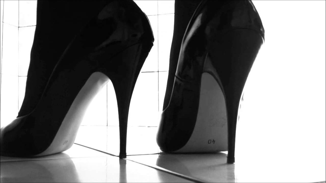 The Sound of Heels #3 - Metal Tip Heels on Tiles [ASMR] - YouTube