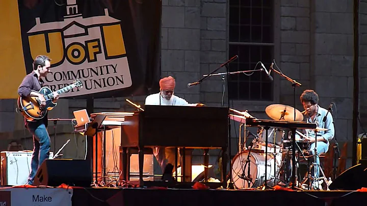 Dr. Lonnie Smith Trio at the 2013 Iowa City Jazz F...