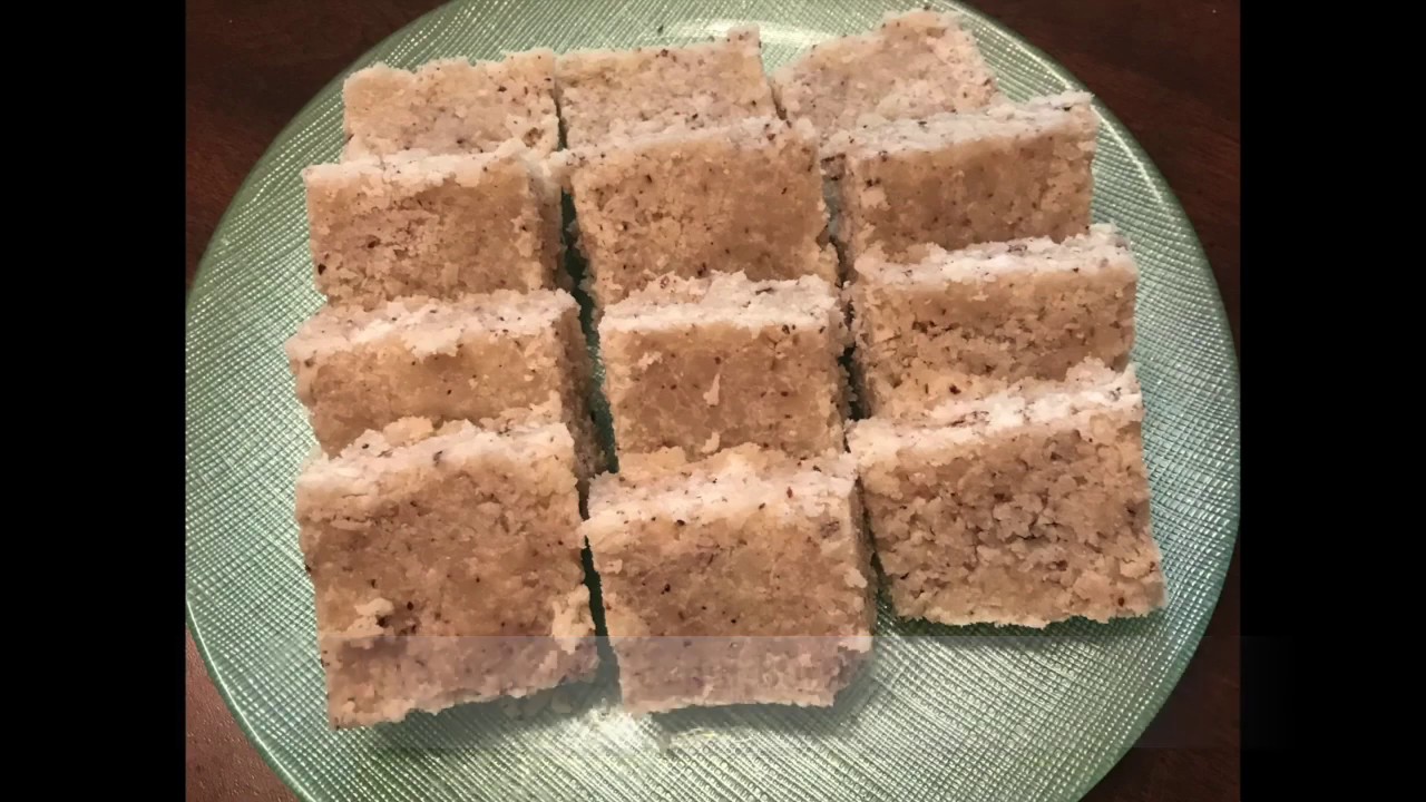 Coconut burfi/Nariyal ki Burfi/Thengai Burfi | Gayathiri