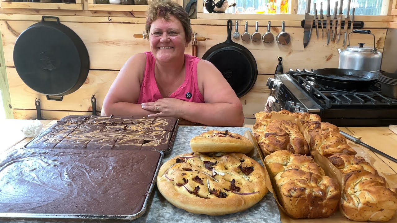 Homemade Breads & Brownies That Are Easy & Delicious | Bake Sale Hotties | Freezer Friendly