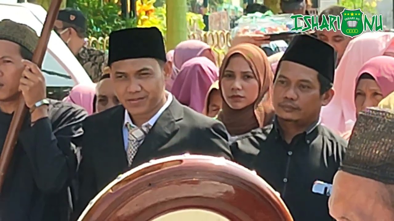 ishari ngarak manten... Menjaga tradisi