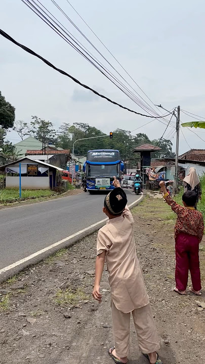 BASURI BUS MAHAWIRA TIGA SRIKANDI #teloletbasuri #busmania