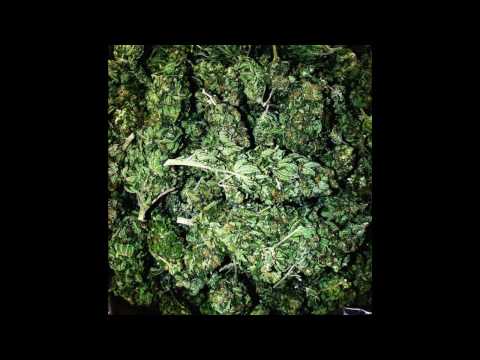 khmer kid-smoke weed