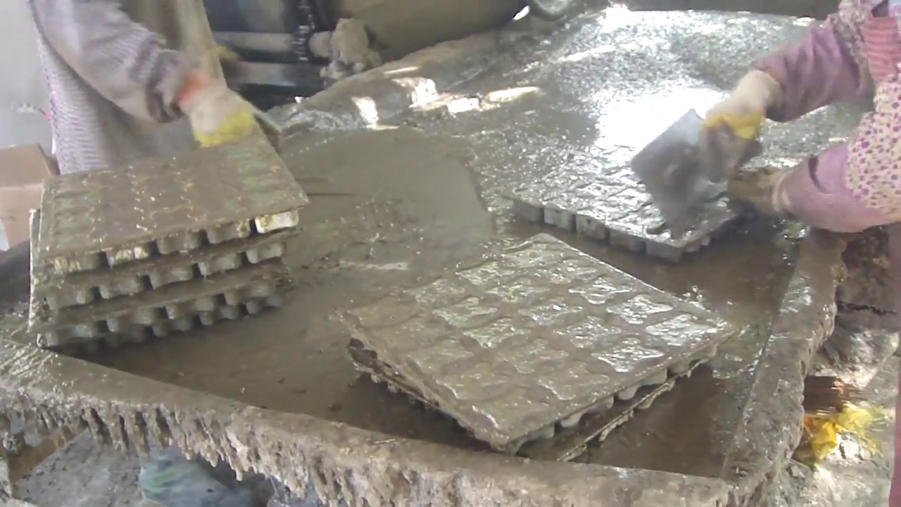 Making multiple concrete spacer by plastic mold