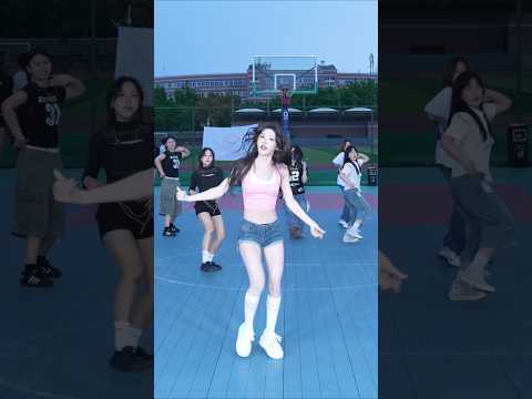 Kpop in public BABYMONSTER 'DRIP'