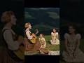 مشهد من فيلم The Sound Of Music بطولة جولي آندروز والذي صدر في 1965 