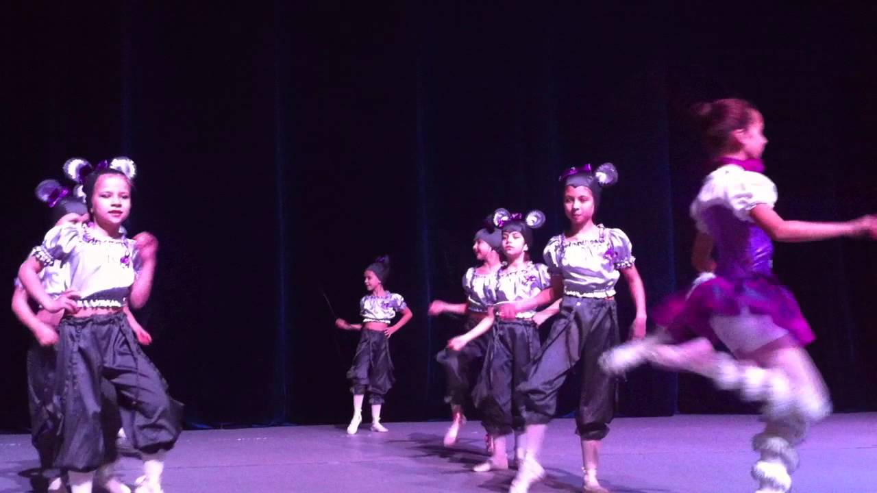 Танец кошки-мышки 12.2014/Дивертисмент/Николаев