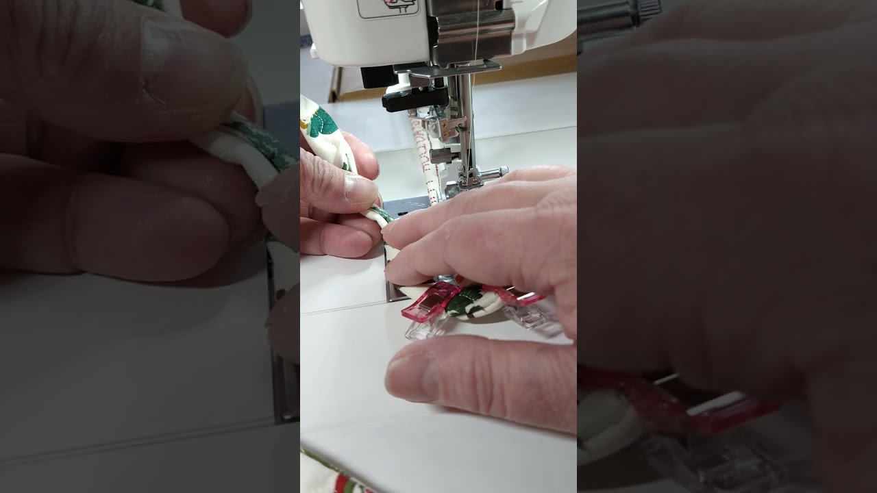 Gingerberry Creek — модифицированный метод шитья коврика-рулона с желе